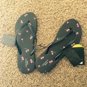 *NEW* Forever 21 cherry printed flip flops!!